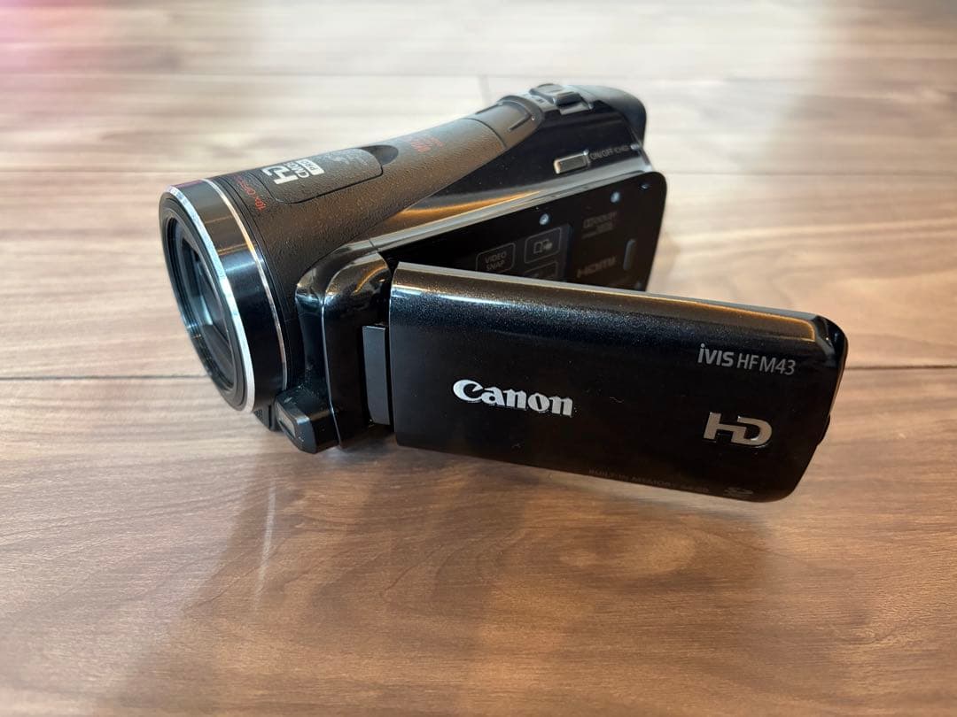 d*3様 美品 canon iVIS HF M43