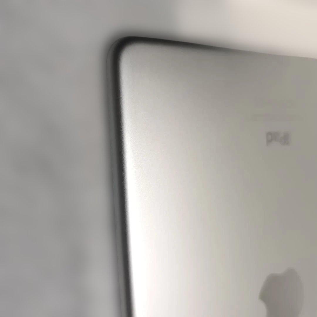 キ*グ様 iPad mini4 128GBスペースグレイ Wi-Fi+Cellu