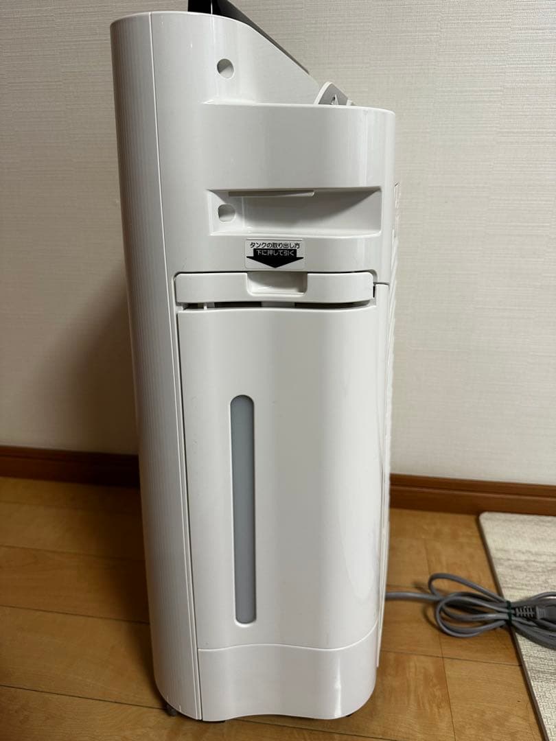 SHARP 　加湿空気清浄機KC-G50-W 2018年製