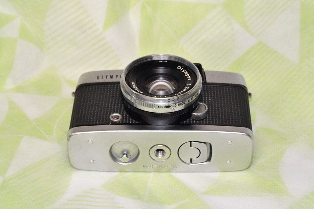 《動作品》OLYMPUS PEN-D a369②