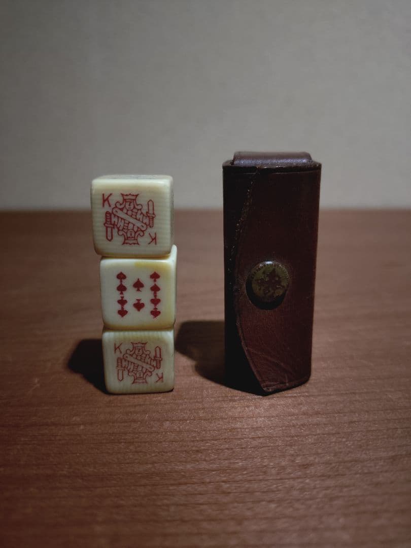 1930年頃 フランス製 ポーカーダイス5個入りと予備3個入り