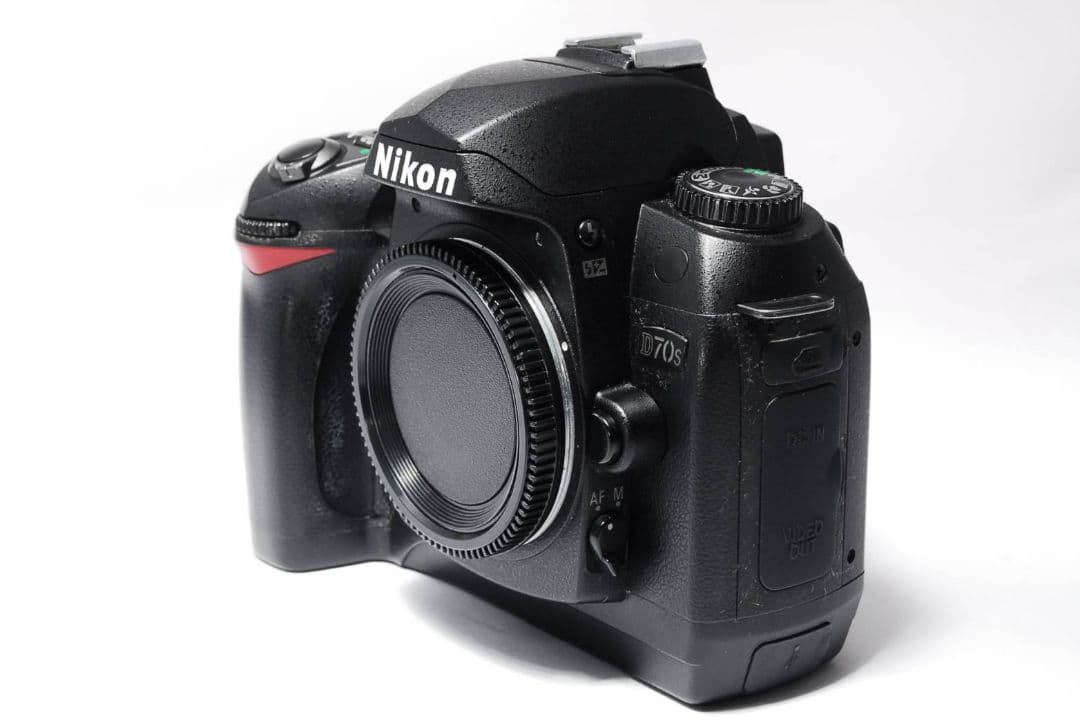 ♥名機CCDモデル♥Nikon D70s♥高画質一眼レフ 人気モデル 動作良好