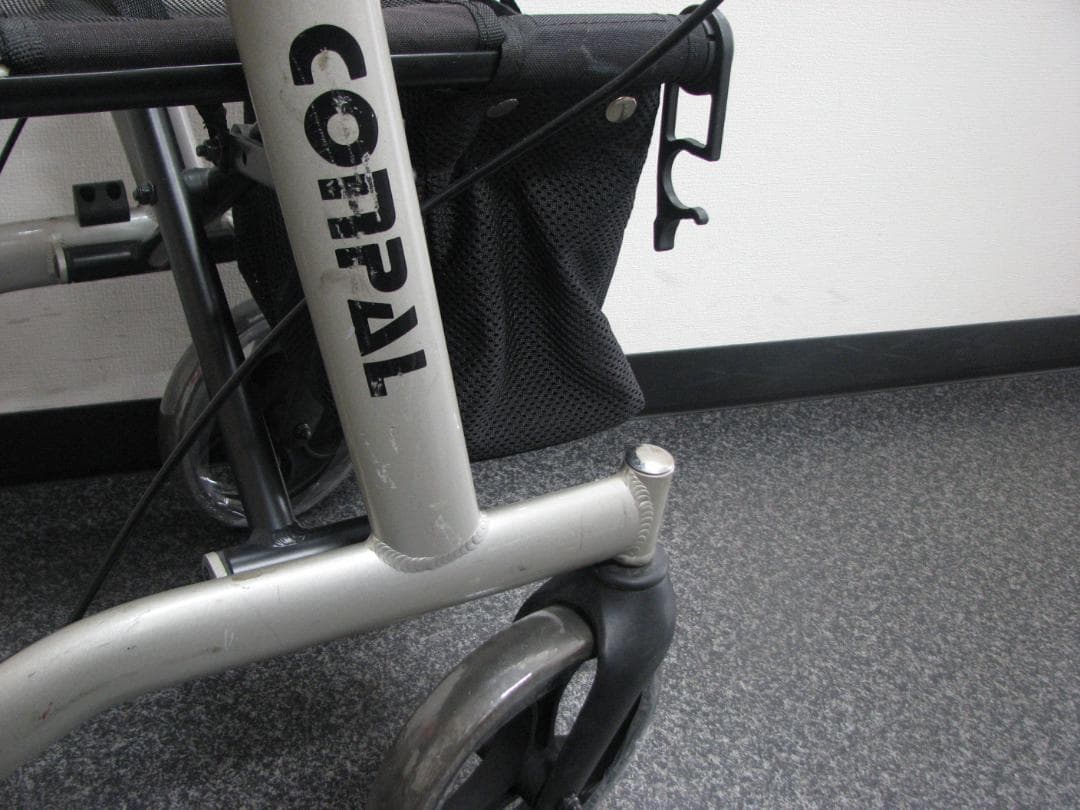 ナブテスコ　CONPAL 抑速ブレーキ付き歩行車 歩行器 シルバーカー ①
