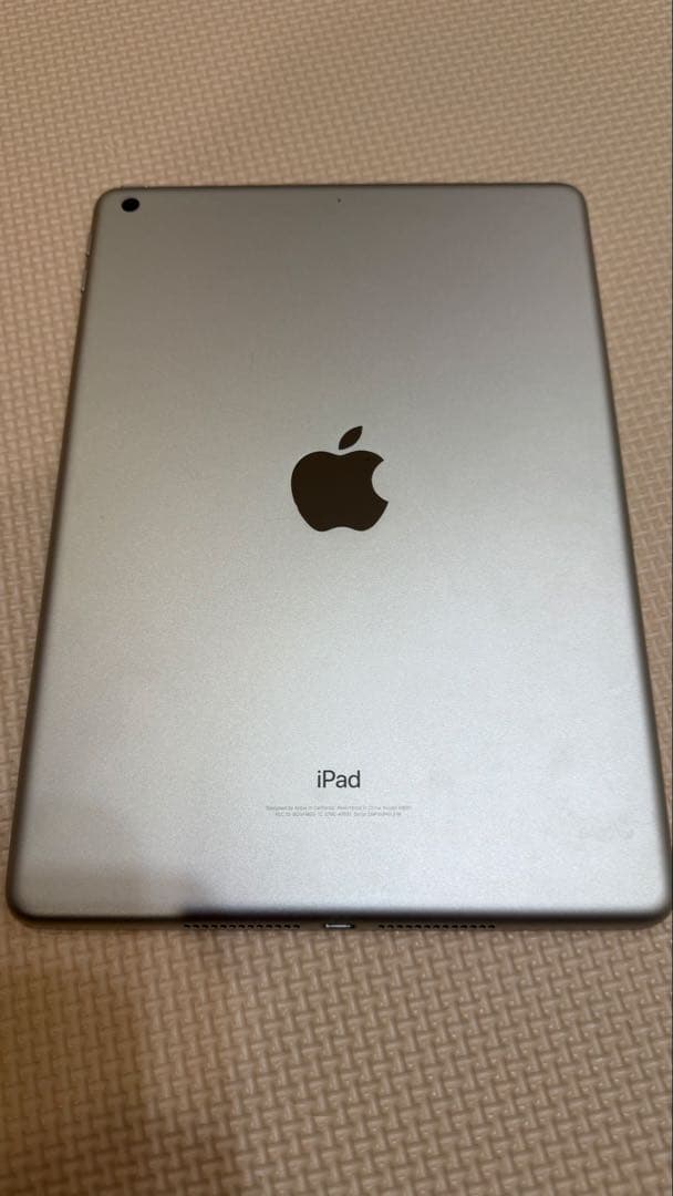 み*く様 Apple iPad 第6世代 32gb シルバー