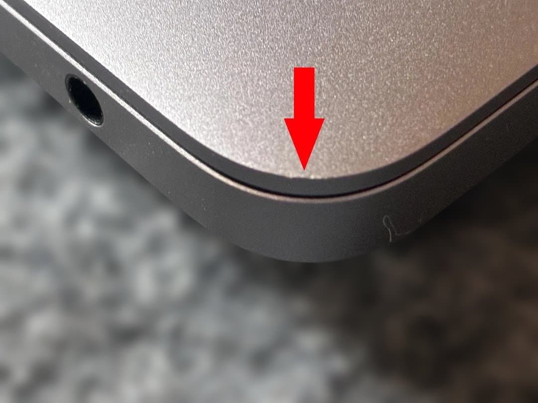 【極美品】MacBook Air M1 バッテリー100%/充放電32回