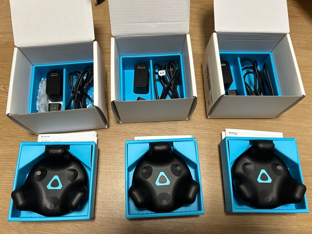 HTC VIVE Tracker 2018 3セット