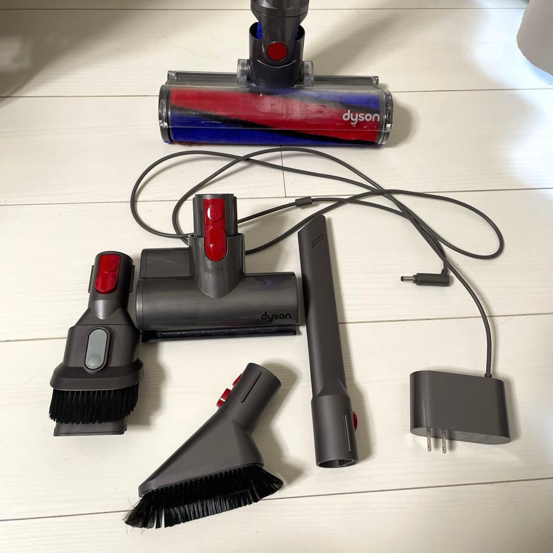 Dyson V7 Fluffy コードレス掃除機 9点セット説明書・保証書付き