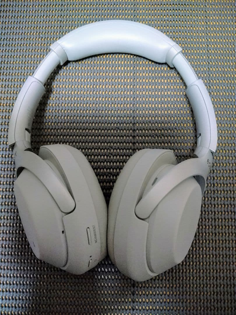 ソニーワイヤレスヘッドホンWH-1000XM3