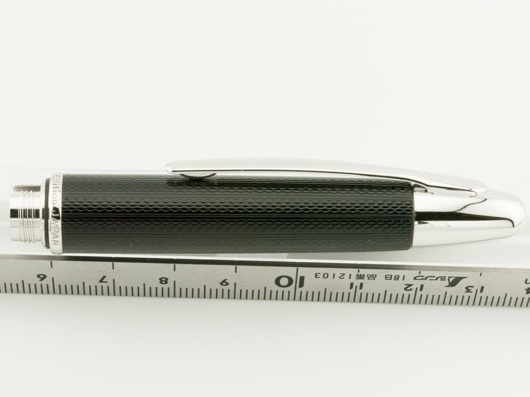 【希少　美品】PILOT（パイロット）　キャップレス　限定品　ネットブラック