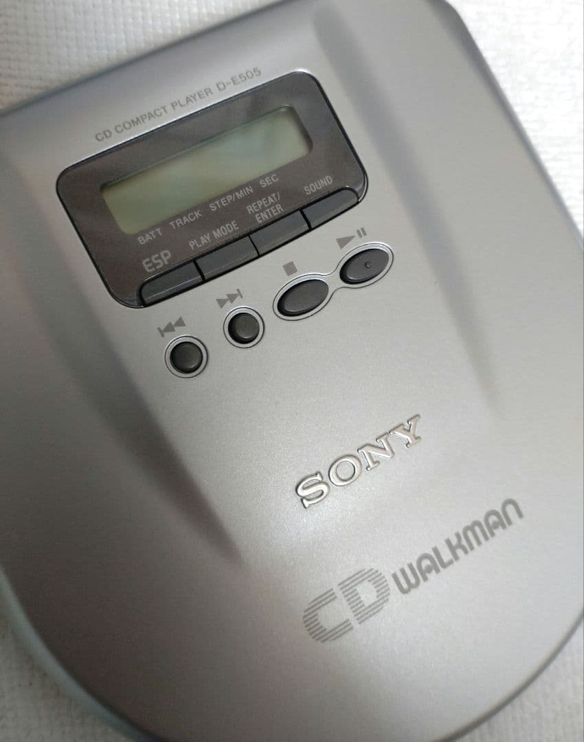 動作確認品 SONY ソニー CDウォークマン D-E505 WALKMAN