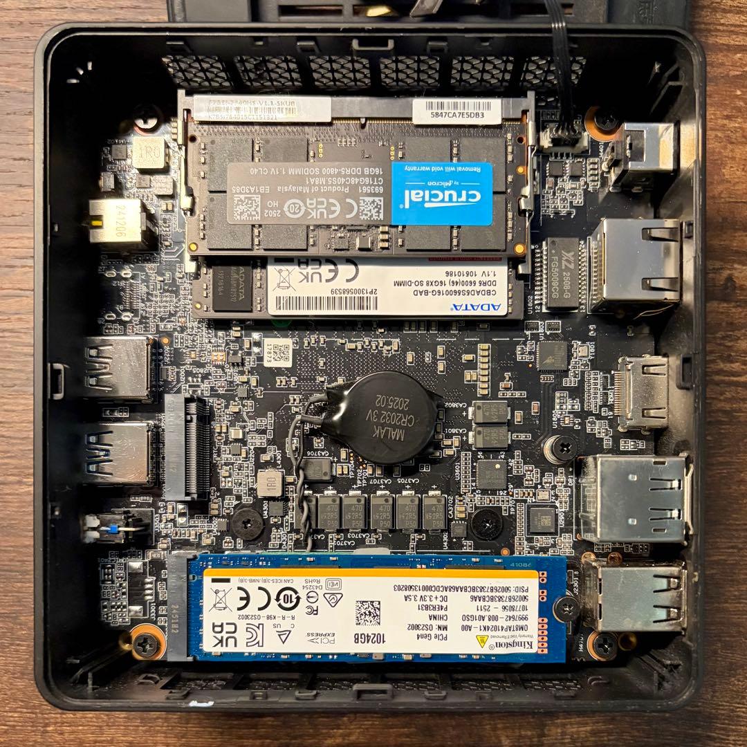 MINISFORUM UM760 Slim 32GB（メモリー増設済み）
