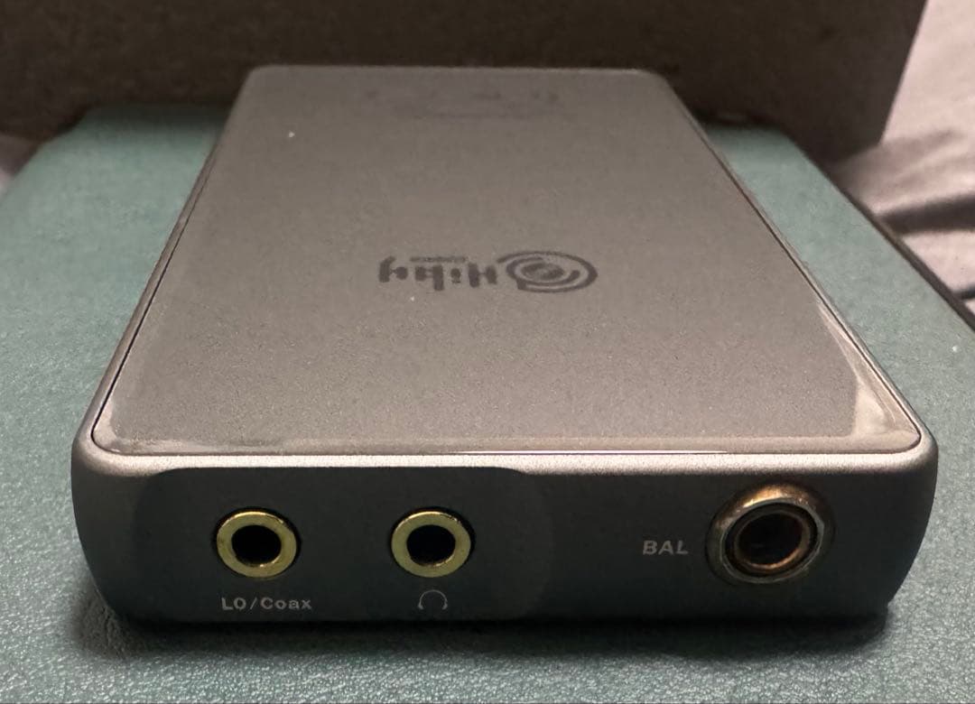 AKG ヘッドホン　hiby R6 pro AL レザーケース　ポーチ　名機