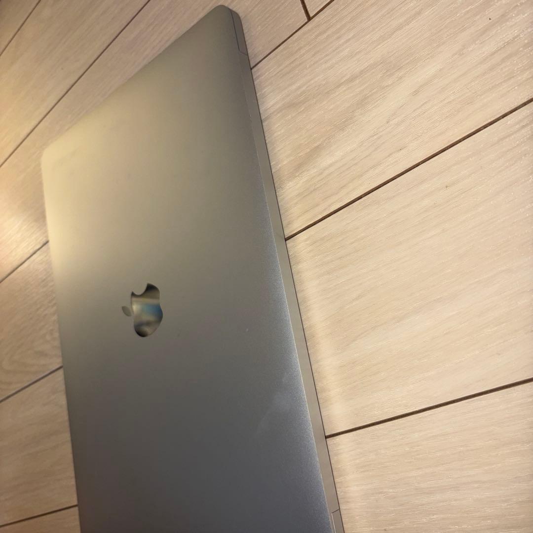 MacBook本体 Apple MacBook Air M1 2020 8GB 256GB 13.3