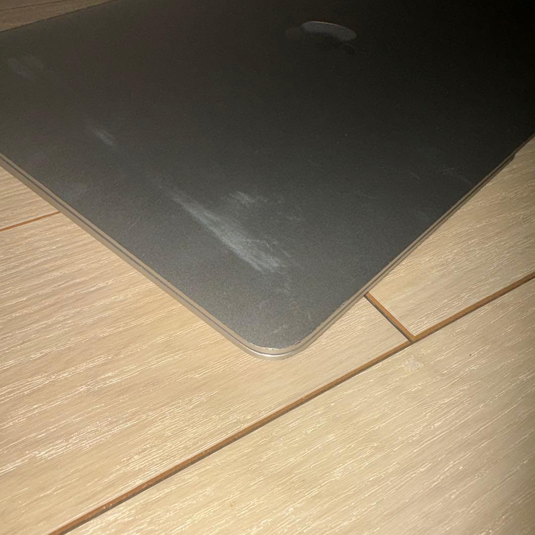 MacBook本体 Apple MacBook Air M1 2020 8GB 256GB 13.3