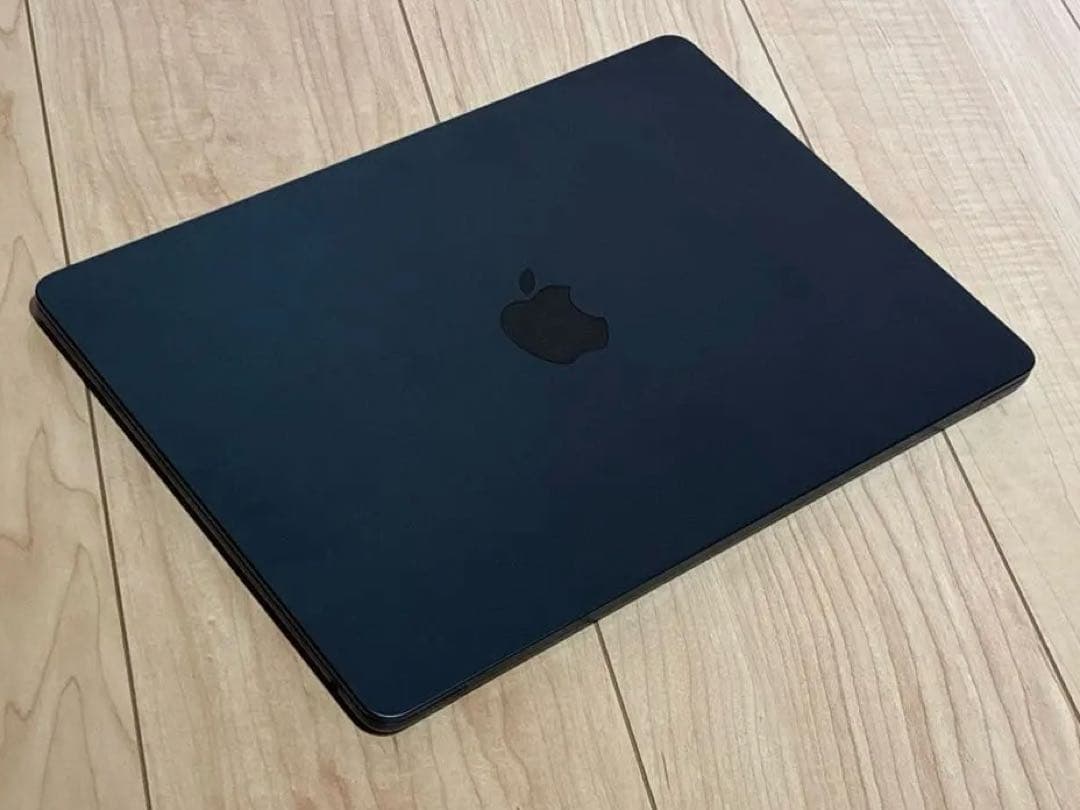 MacBook Air 13.6 M3 2024 美品 充放電3回 バッテリ不良