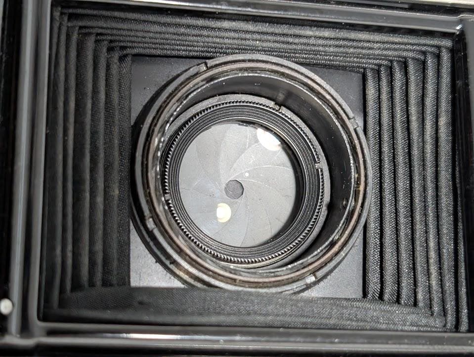 【完動品・美品】 KONICA 小西六 Pearl Ⅲ 蛇腹 中判フィルムカメラ