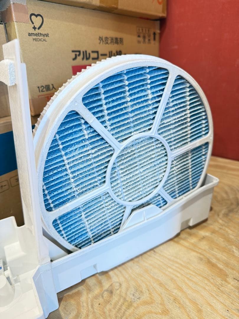 2022年　SHARP 空気清浄機 KC-F70-W　プラズマクラスター7000