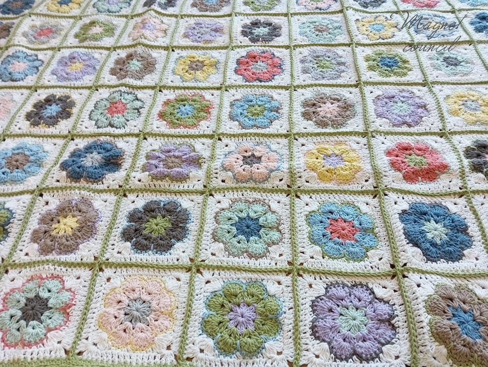 ハンドメイド　アフリカンフラワーのコットンブランケット