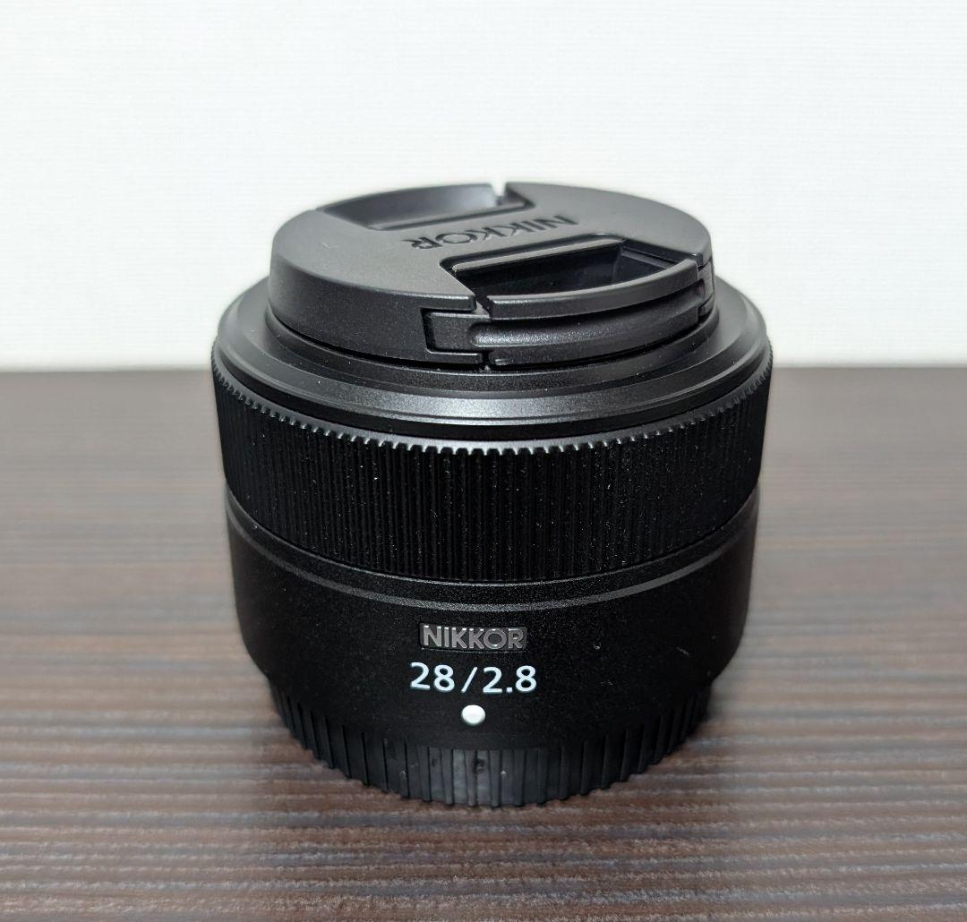 【美品】NIKKOR Z 28mm f/2.8（おまけでフード付き、防湿庫保管）