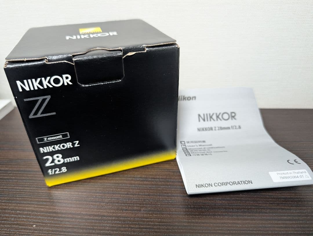 【美品】NIKKOR Z 28mm f/2.8（おまけでフード付き、防湿庫保管）