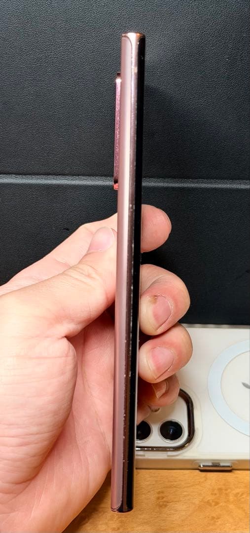 Samsung Galaxy Note 20 Ultra 本体