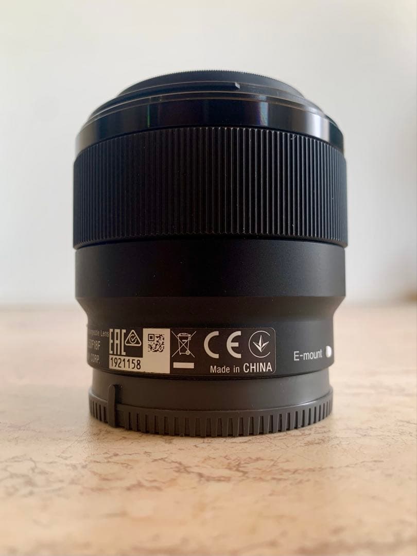 Sony 50mm F1.8 SEL50F18F 単焦点レンズ　※プロテクター付