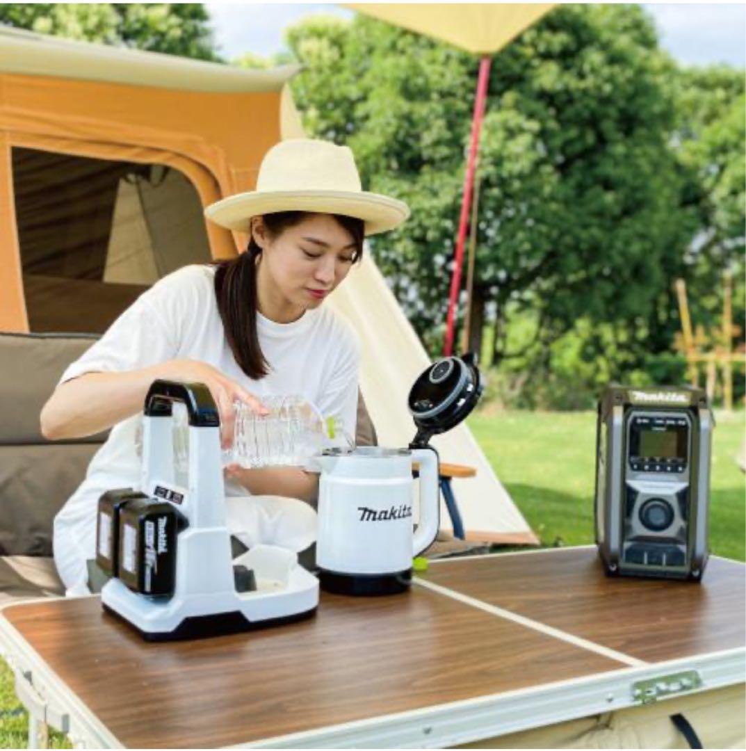 マキタ　Makita 電気ケトル 青 白