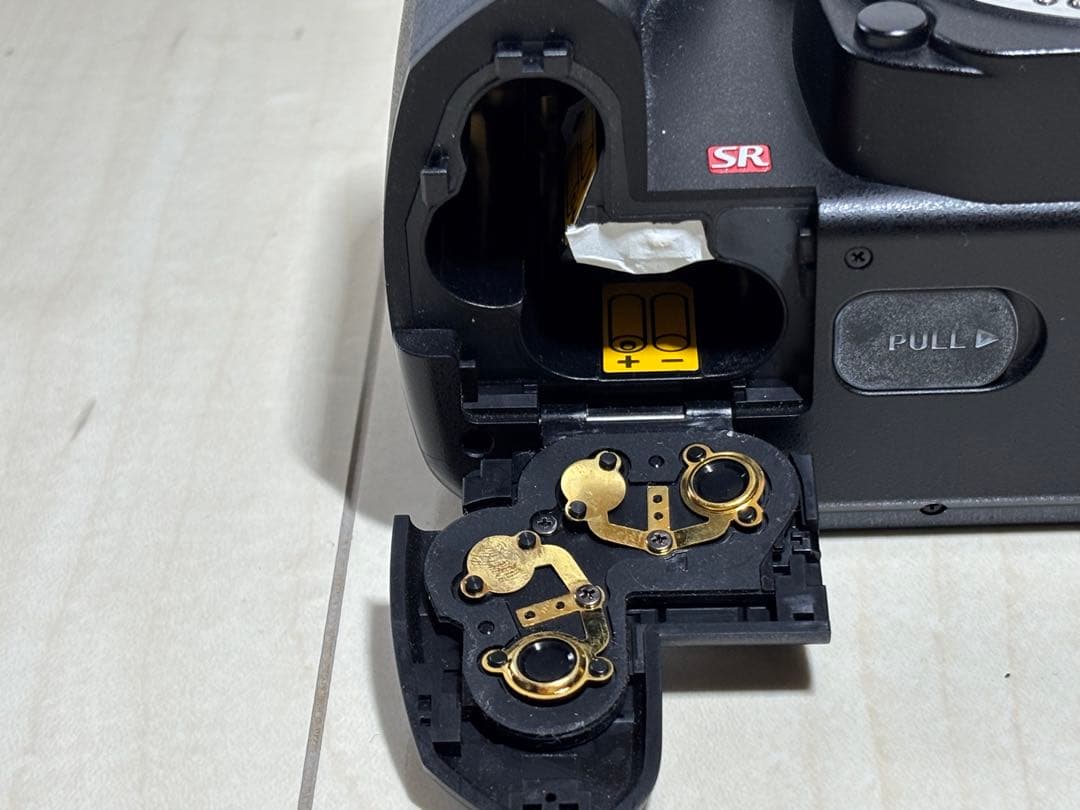 Pentax ペンタックス デジタルー眼レフカメラK200D シャッター数少