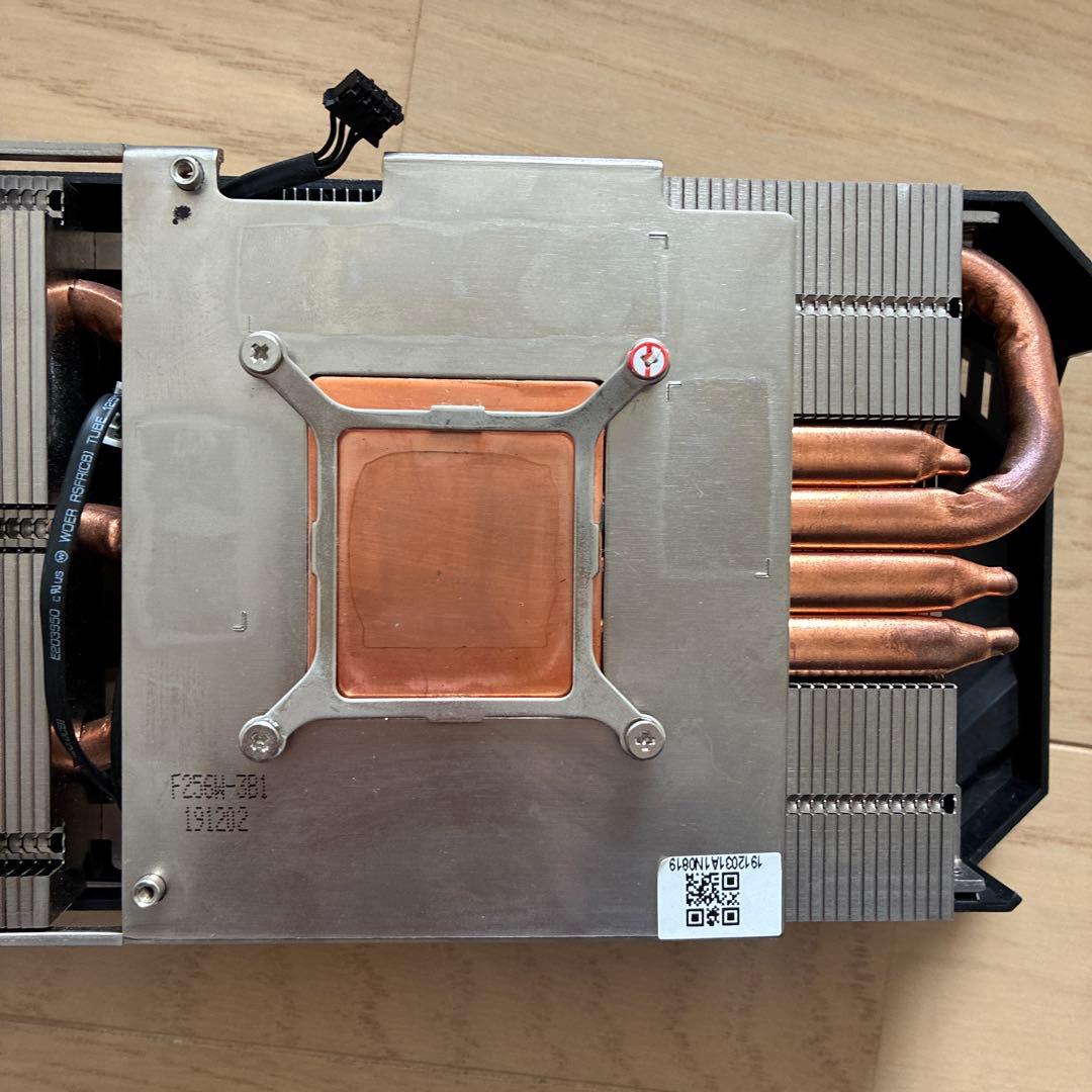 palit RTX 2080 super ヒートシンク　ファン　LED