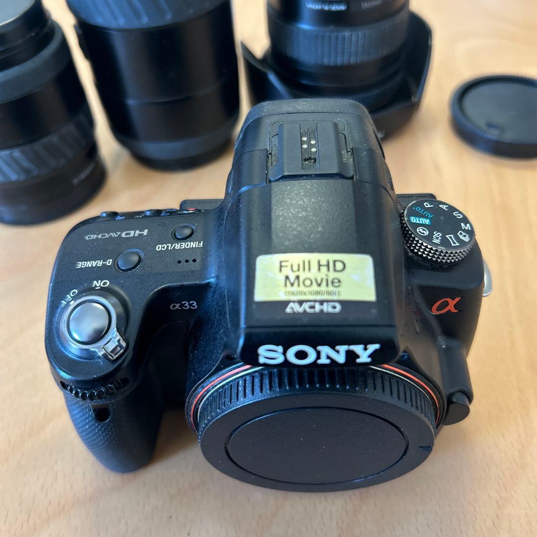 SONYα33 3種レンズ付 充電器・バッテリー・ストラップ付き