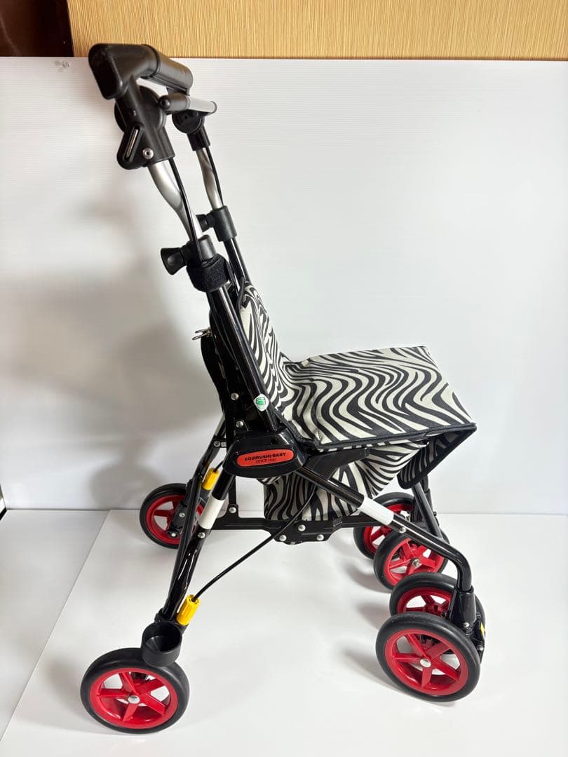 象印ステップタイニーＷヌーボー コンパクトタイプ 座れるシルバーカー 歩行補助車