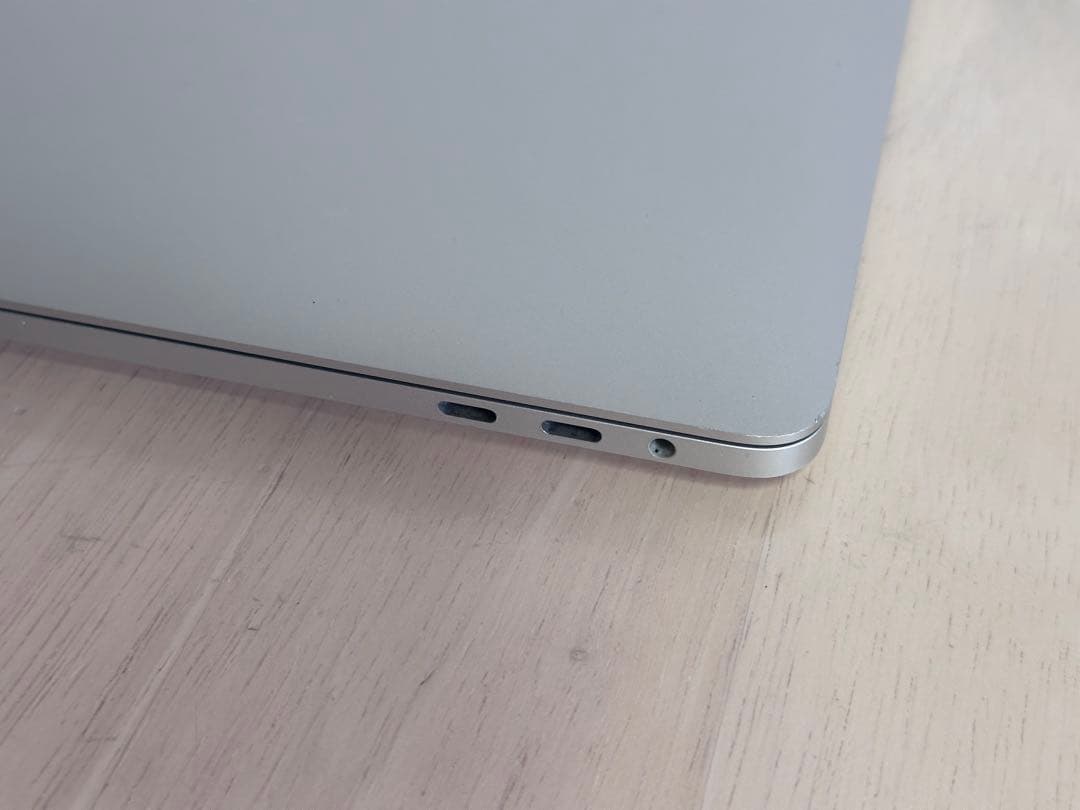 動作良品！Apple MacBook Pro2020 i7•32GB•512GB
