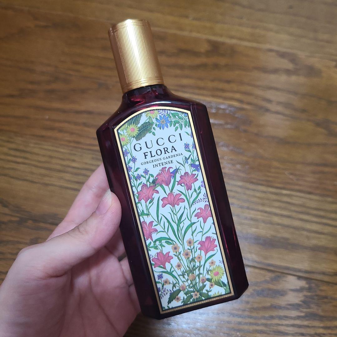 【GUCCI】FLORA 香水【未使用に近い】