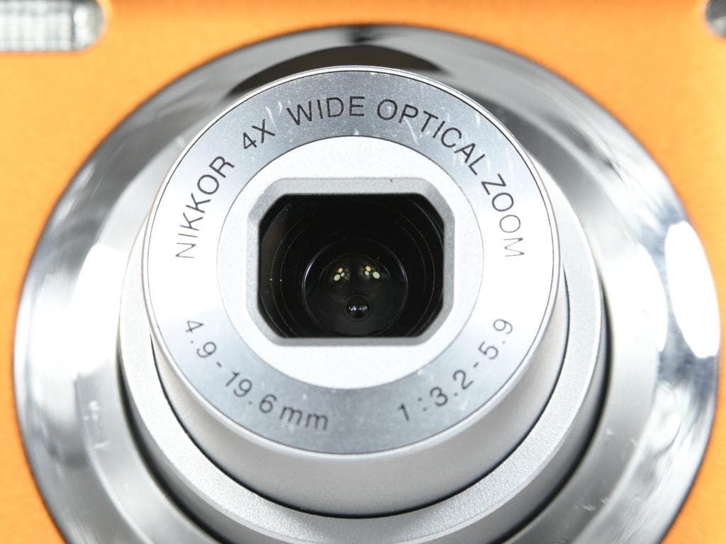 【美品】 ニコン　Nikon COOLPIX S3000 ファインオレンジ