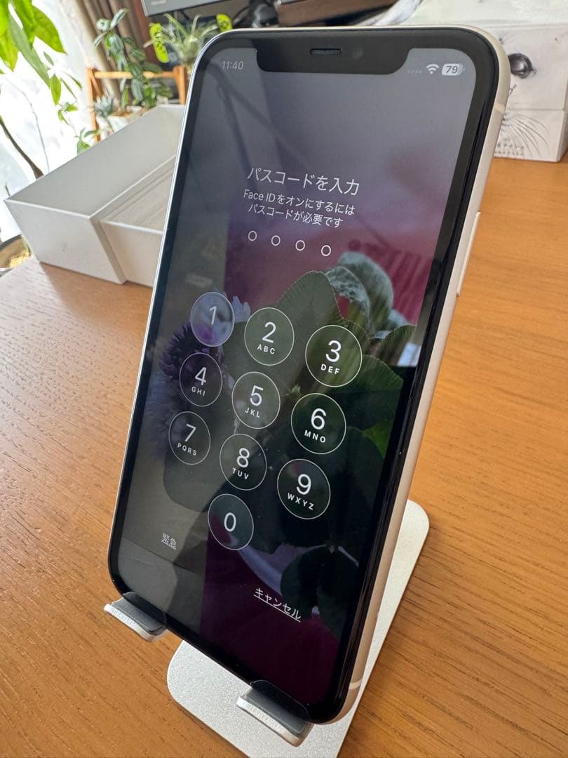 Apple iPhone 11 ホワイト 本体 イヤフォン付き