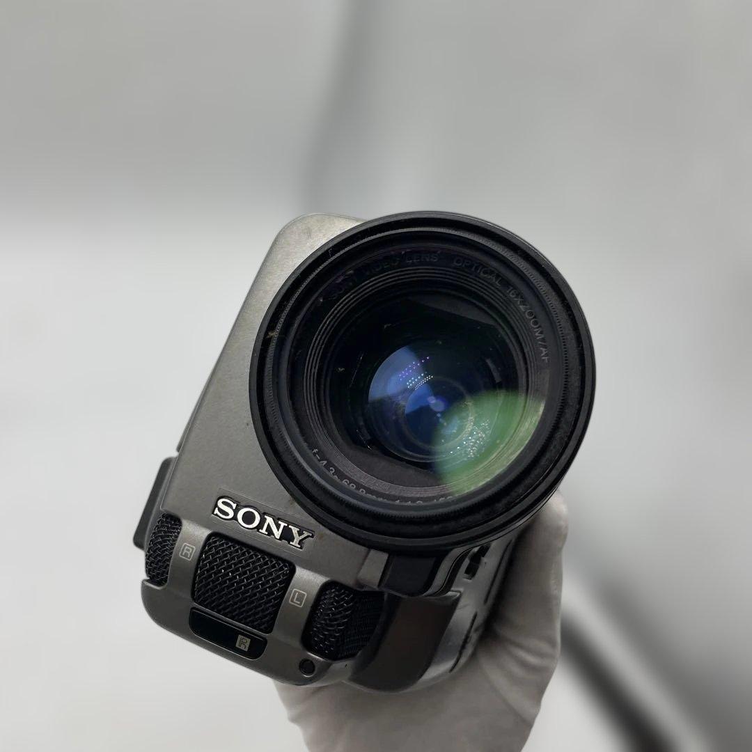 SONY Handycam videoHi8 CCD-TR3000 ビデオカメラ