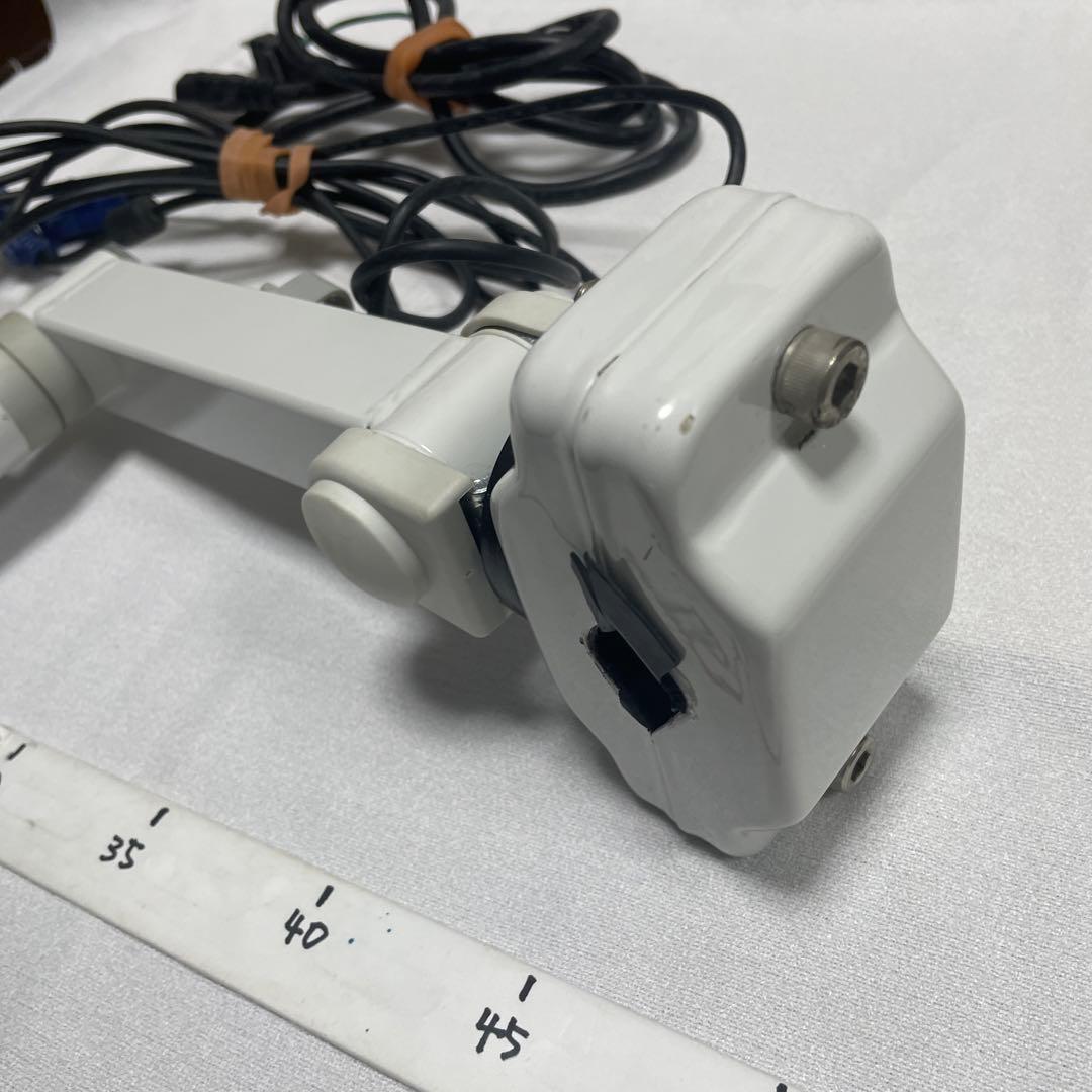 MITSUBISHI液晶ディスプレイ22型(中古)とディスプレイアーム付き