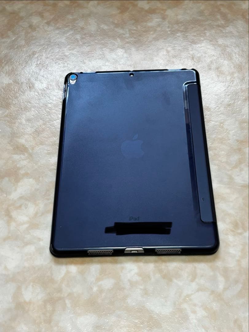 Apple iPad Pro 10.5インチ　SIMなし　3月25日まで