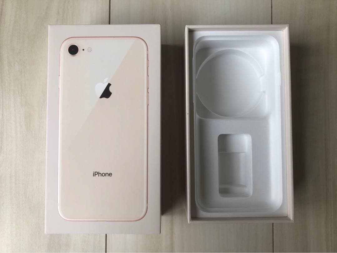 （美品）Apple iPhone8 64GB ゴールド　箱あり