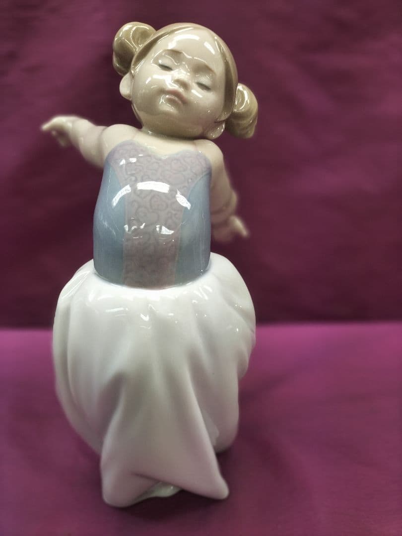 リヤドロNAO　陶器人形　スペイン　ステージに上がろう　共箱有り　完品美品