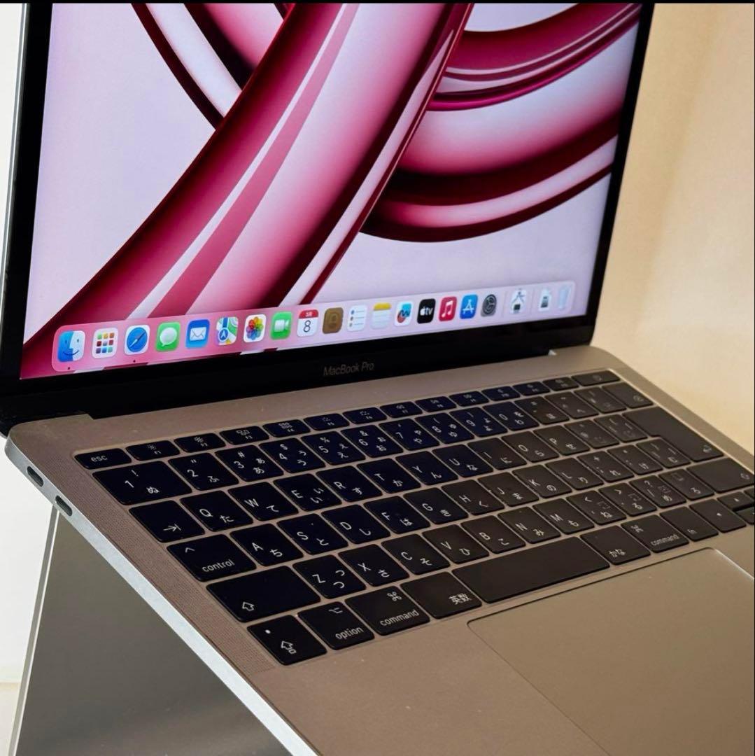 MacBook Pro シルバー i5/8GB/256GB クリアケース付き