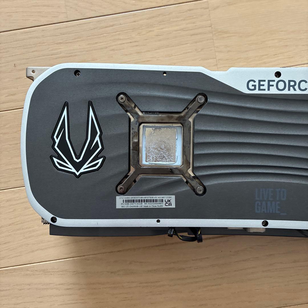 zotac RTX 4090 ヒートシンク　ファン　バックプレート　LED