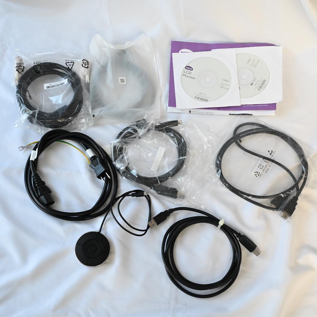 BenQ SW270C カラーマネジメントモニター