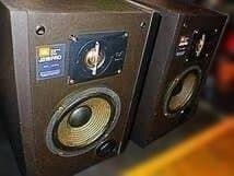 JBL 銘機スピーカー J216PRO