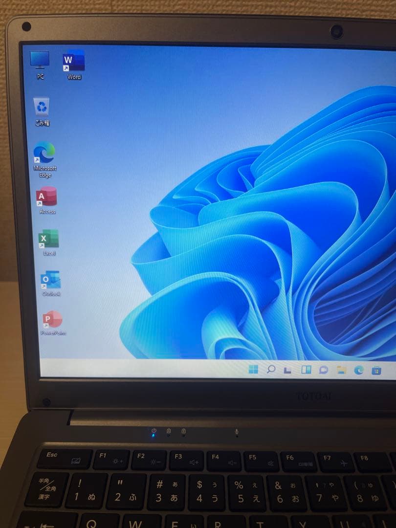 t*o様 14.1インチ Windows11 Office搭載 初期設定済