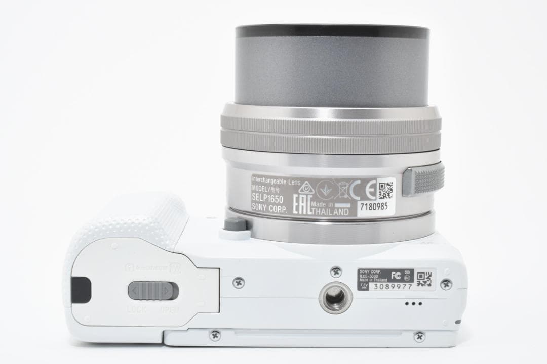 《 ショット極少》　ソニー SONY α5000 ILCE-5000 ホワイト