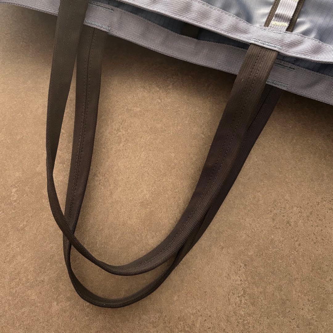 patagonia ブラックホールトート 25L （CUBL/ALL）ネイビー