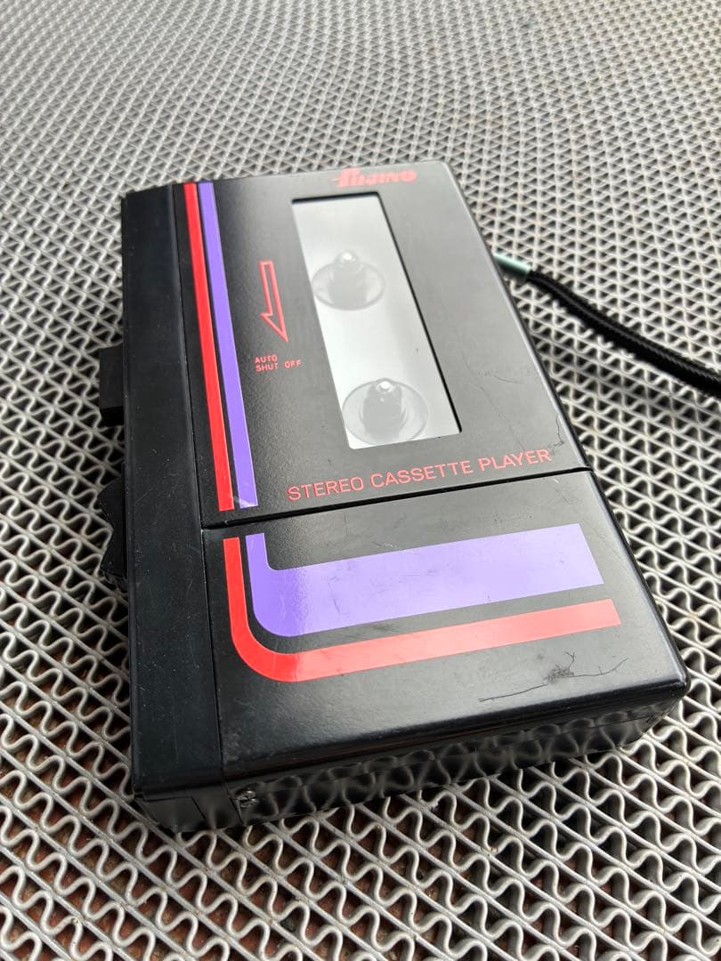 動作品 fujino MODEL F-1 カセットプレーヤー　ヘッドホン付属です