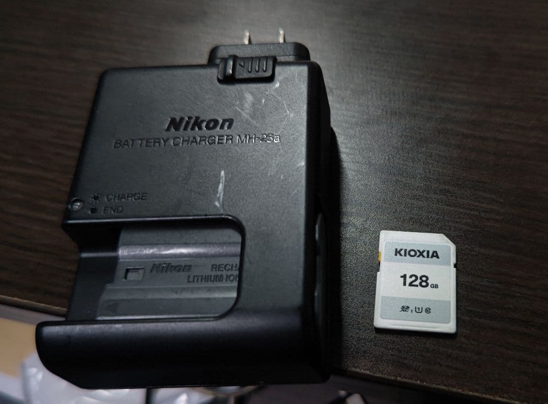 Nikon D7500 ユニット交換済み ショット数約1000回　 レンズ2本付