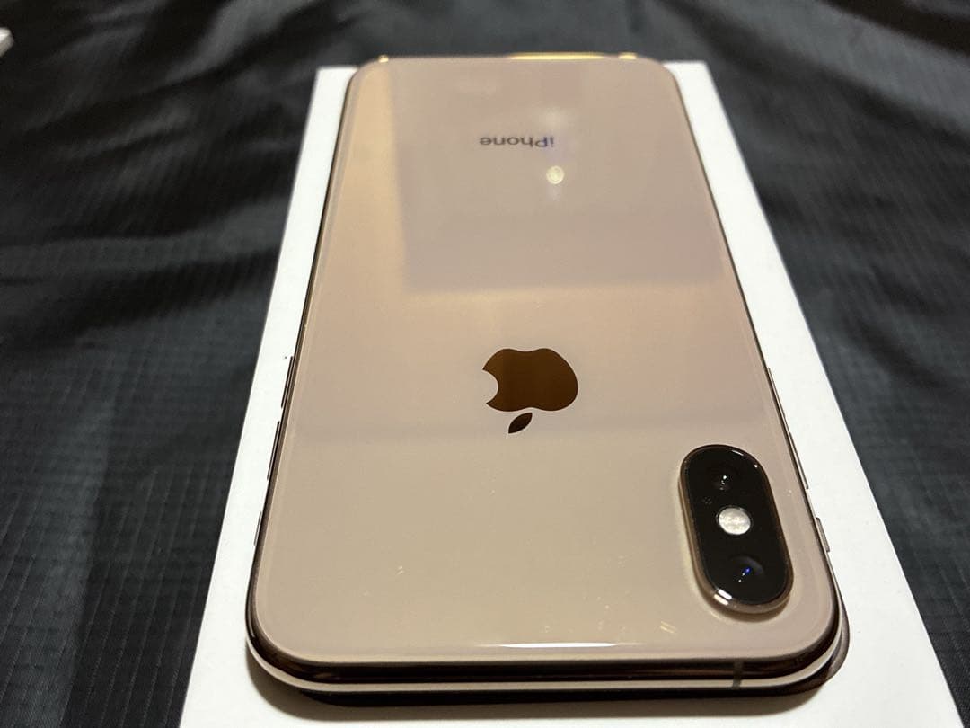 美品 Apple iPhone Xs ゴールド 本体64GB SIMロック解除